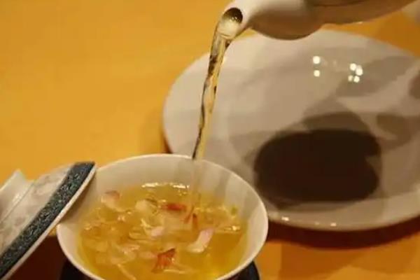 木芙蓉花的寓意，寓意纯洁美貌、富贵吉祥等