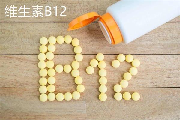 绿萝里面添加什么能长得更旺盛，可以添加白糖、营养液等