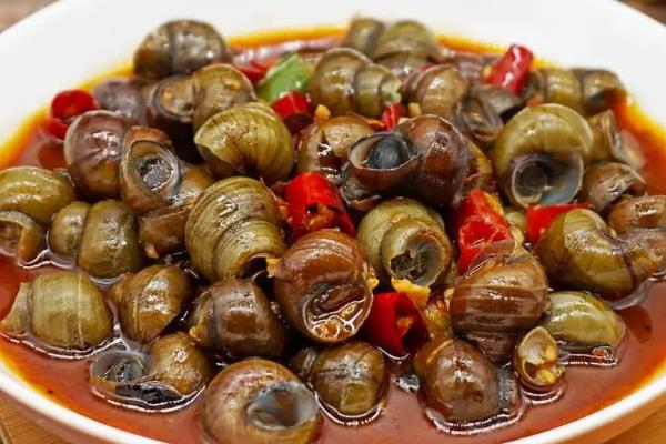9月吃什么海鲜好，可以吃鲍鱼、皮皮虾等