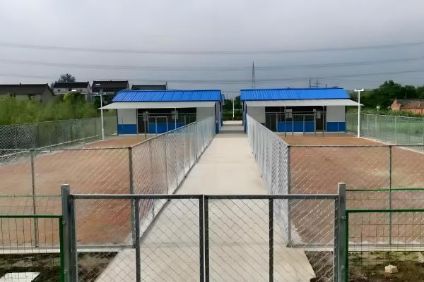 怎么建设狗养殖基地，要将养殖基地与外界隔离