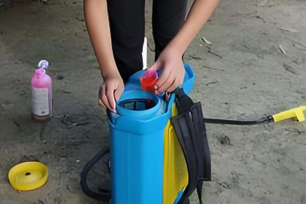 碱性农药的简介，PH值大于7