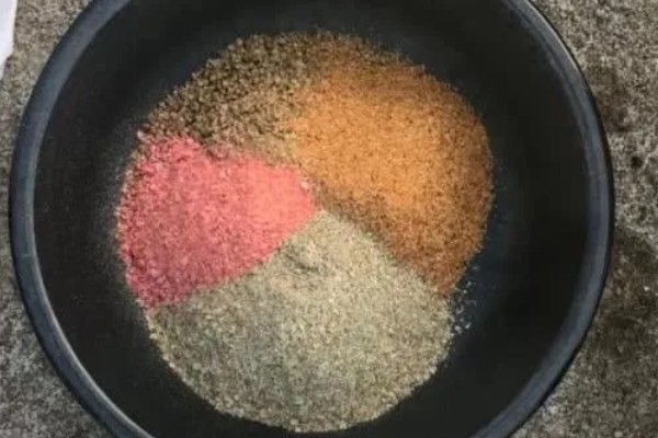 九一八饵料名称的由来,因6小时钓了918条鲫鱼而得名