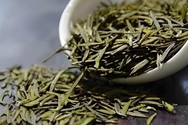黄茶的代表性的茶，有君山银针、霍山黄芽等