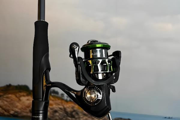 用什么路亚竿钓翘嘴鱼，幻翎、猛禽等品牌值得选择