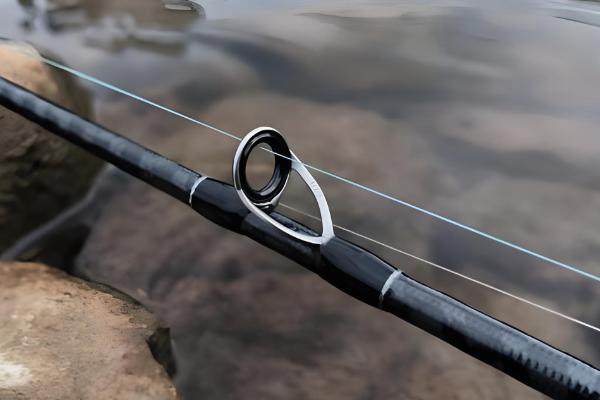 用什么路亚竿钓翘嘴鱼，幻翎、猛禽等品牌值得选择