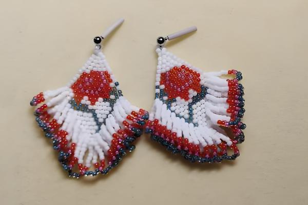 在农村创业挣钱的方式，推荐加工饲料、乡村网吧等