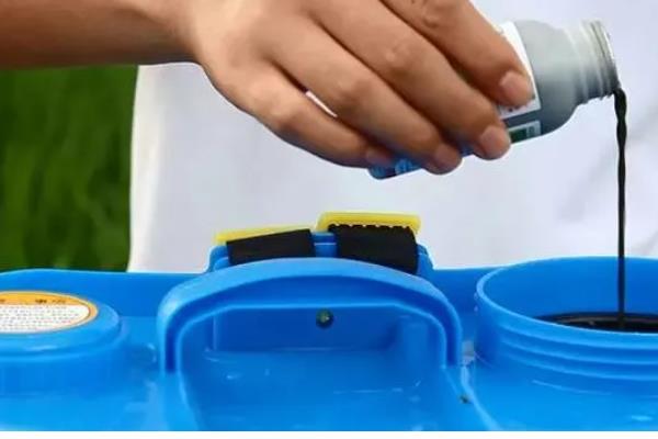 冬季农药施用注意事项，要选择晴天高温时段用药