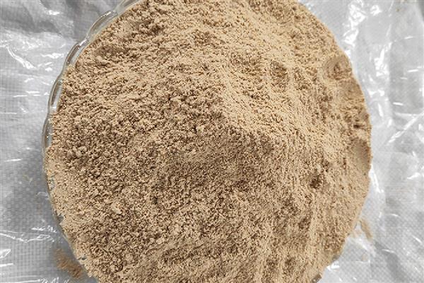 猪饲料的配方，用麦麸、玉米、鱼粉等材料配制