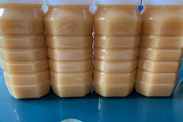 荆条蜜结晶是哪种颜色，多呈乳白色的细颗粒状