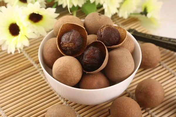 桂圆是龙眼吗，它们本质上是一种东西