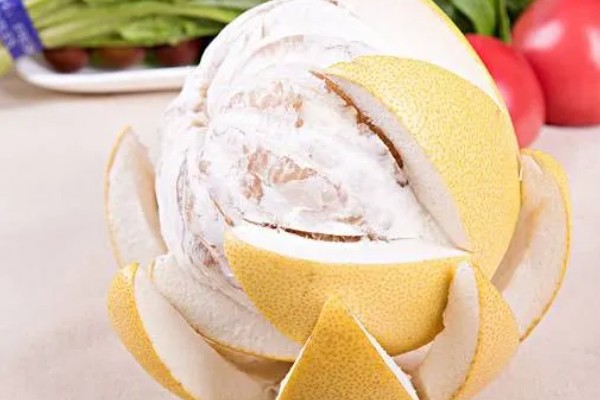 柚子的品种，有沙田柚、文旦等