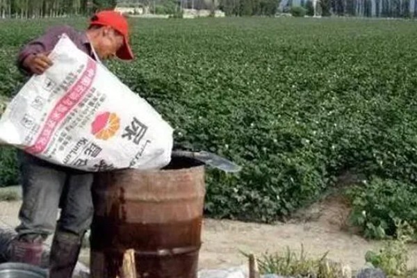 黄淮海区域棉花肥料的施用原则，提倡有机无机搭配