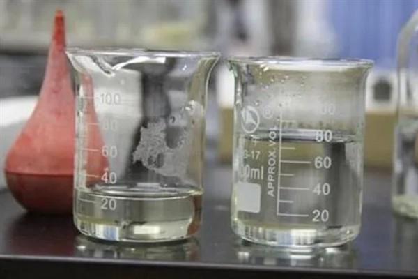 克隆羊是如何诞生的，需要通过以下4个步骤
