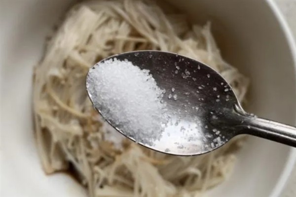 如何保存金针菇，可用塑膜真空包装保存