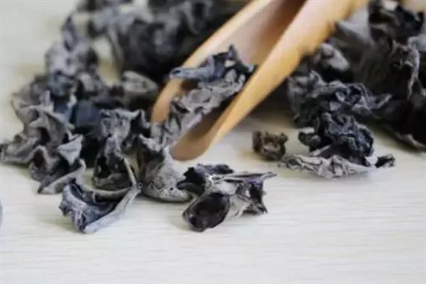 木耳贮藏期怎么防治害虫，采取以下4种措施可以有效防治