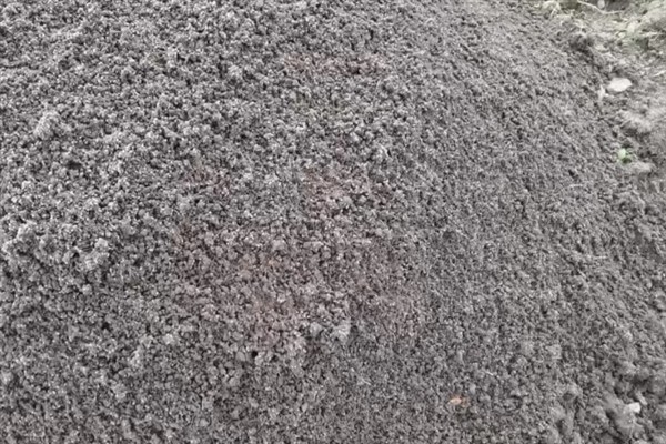 蚯蚓粪能不能直接种花，与园土或蛭石混匀后才能使用