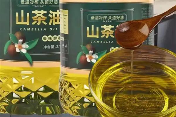 湖南湘乡的土特产，有湘乡烘糕、火焙鱼等