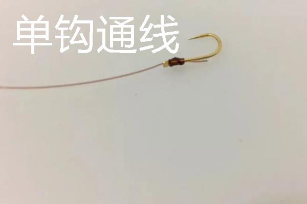 传统钓和台钓的区别，钓场、钓具、调漂方式等方面均不同