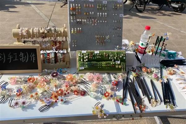 地摊经济如何开展，应做到因地制宜