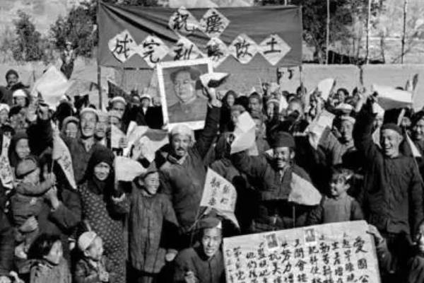 农业合作化的运动时间，第一阶段是1949年至1953年