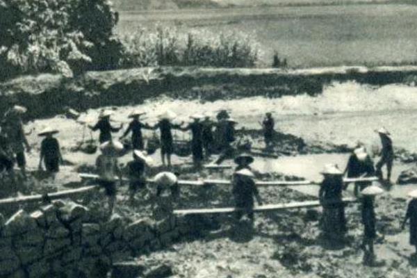 农业合作化的运动时间，第一阶段是1949年至1953年
