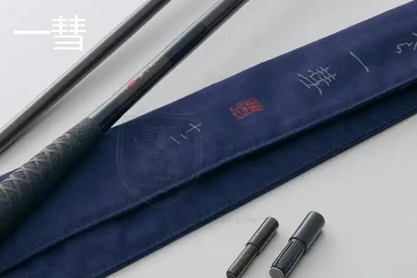 金鱼失鳔的原因及治疗方法，可能是水质太差所致