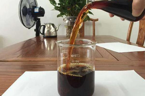 什么是木醋液，是以醋酸为主要成分的酸性液体