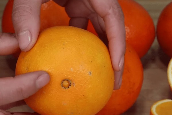 橙子可以放多久,在冰箱内可存放2个月左右