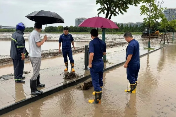 梅雨期怎么防范，要提前做好江河湖库防洪