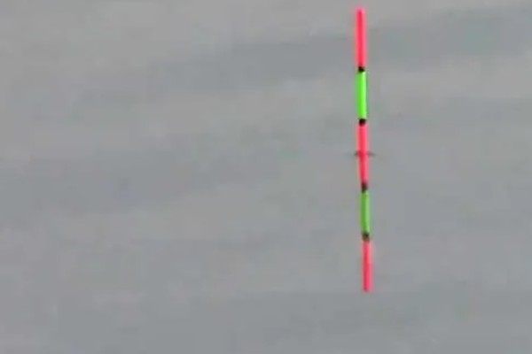 七星漂怎么安装，要先将漂豆安装好