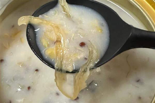 什么是燕窝，又叫燕菜、燕根等