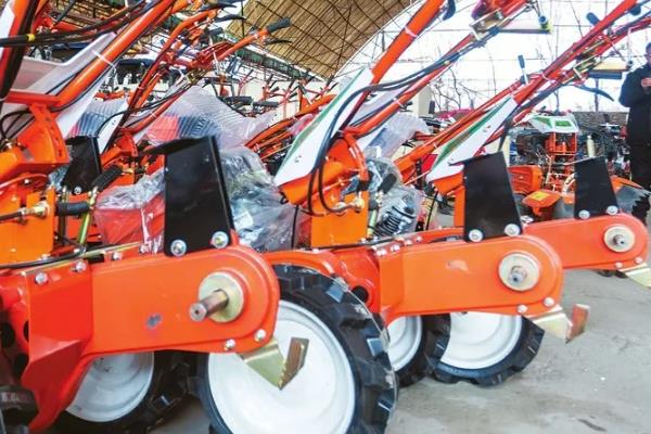 怎么选购农用车，从外观、发动机、材质等方面做选择