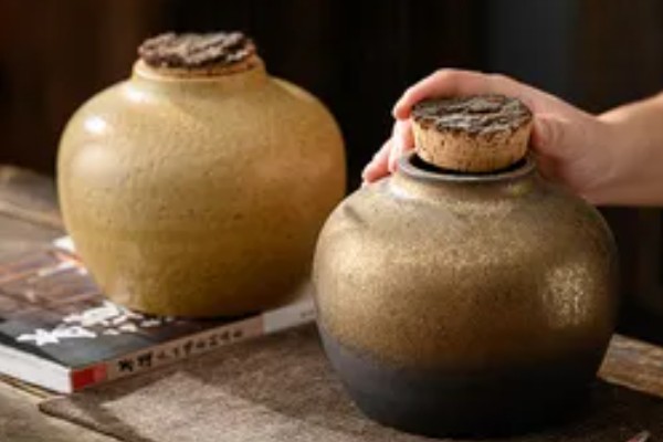 贵州名茶，有都匀毛尖、湄潭翠芽等