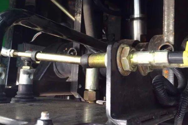 拖拉机作业应遵循哪些要求，主要有以下10点