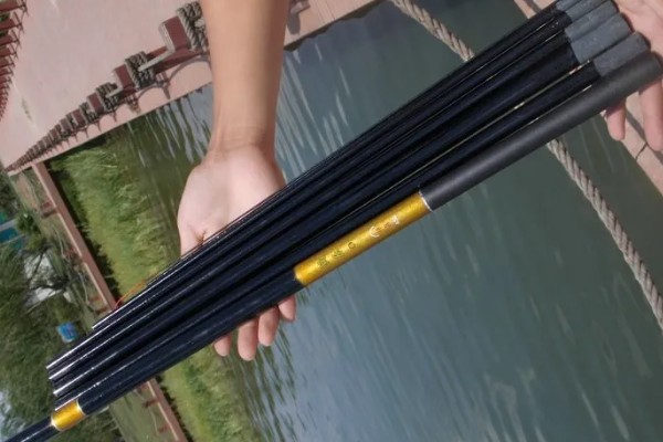 吃铅1.5的浮漂用多大的铅坠,重量一般来说不能超过1.5