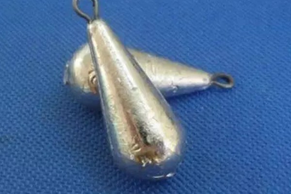 吃铅1.5的浮漂用多大的铅坠,重量一般来说不能超过1.5