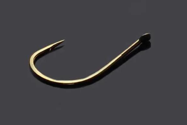 不同钩型的适钓鱼种，袖钩适合垂钓中小型鱼类