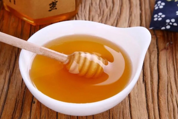 黄芪蜂蜜的价格,一斤需要54-100元左右