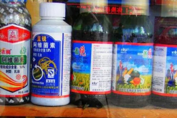 鉴别农药药效的方法，不同剂型采取的鉴别方式有区别