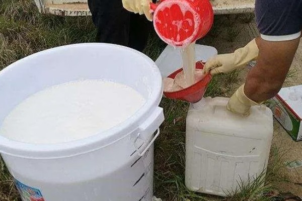 鉴别农药药效的方法，不同剂型采取的鉴别方式有区别