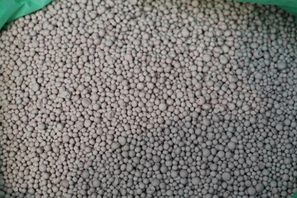 钾肥的作用，能起到促进光合作用、提高抗逆性等效果