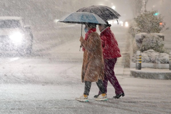 小寒节气有什么谚语,小寒暖、立春雪