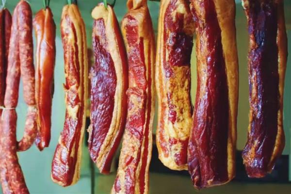 腊肉的保存方法,冷冻保存不易滋生细菌